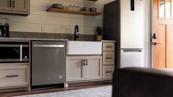 Fridge, microwave, dishwasher, coffee/tea maker