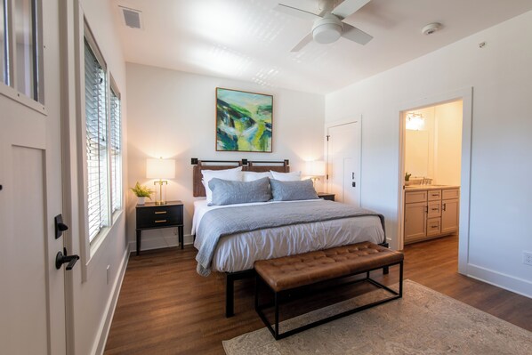 1 bedroom, desk, WiFi, bed sheets