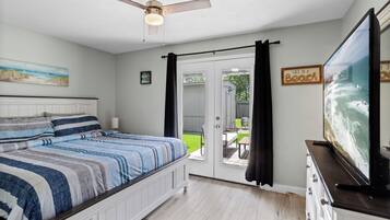 4 bedrooms, desk, iron/ironing board, free WiFi
