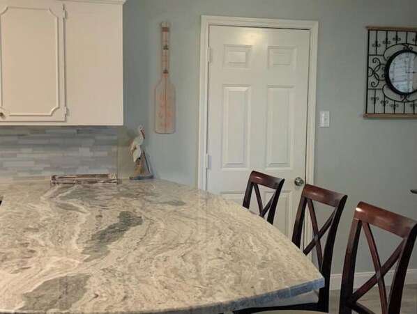 Dining - “Big Jer’s” with a Cement Pond (Houston)