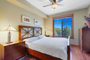 3 quartos, Wi-Fi de cortesia, roupa de cama