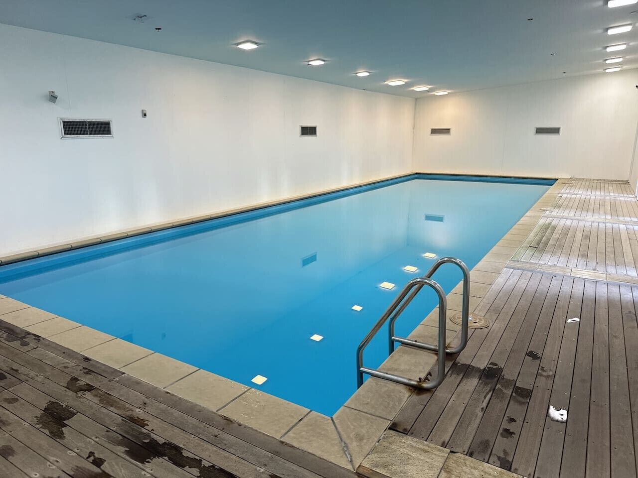 Piscine couverte, piscine chauffée