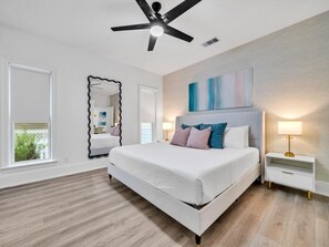8 chambres, fer et planche à repasser, Wi-Fi, literie fournie