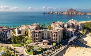 Exterior - Beachfront, Premium Ocean View, 5 star (Cabo San Lucas)