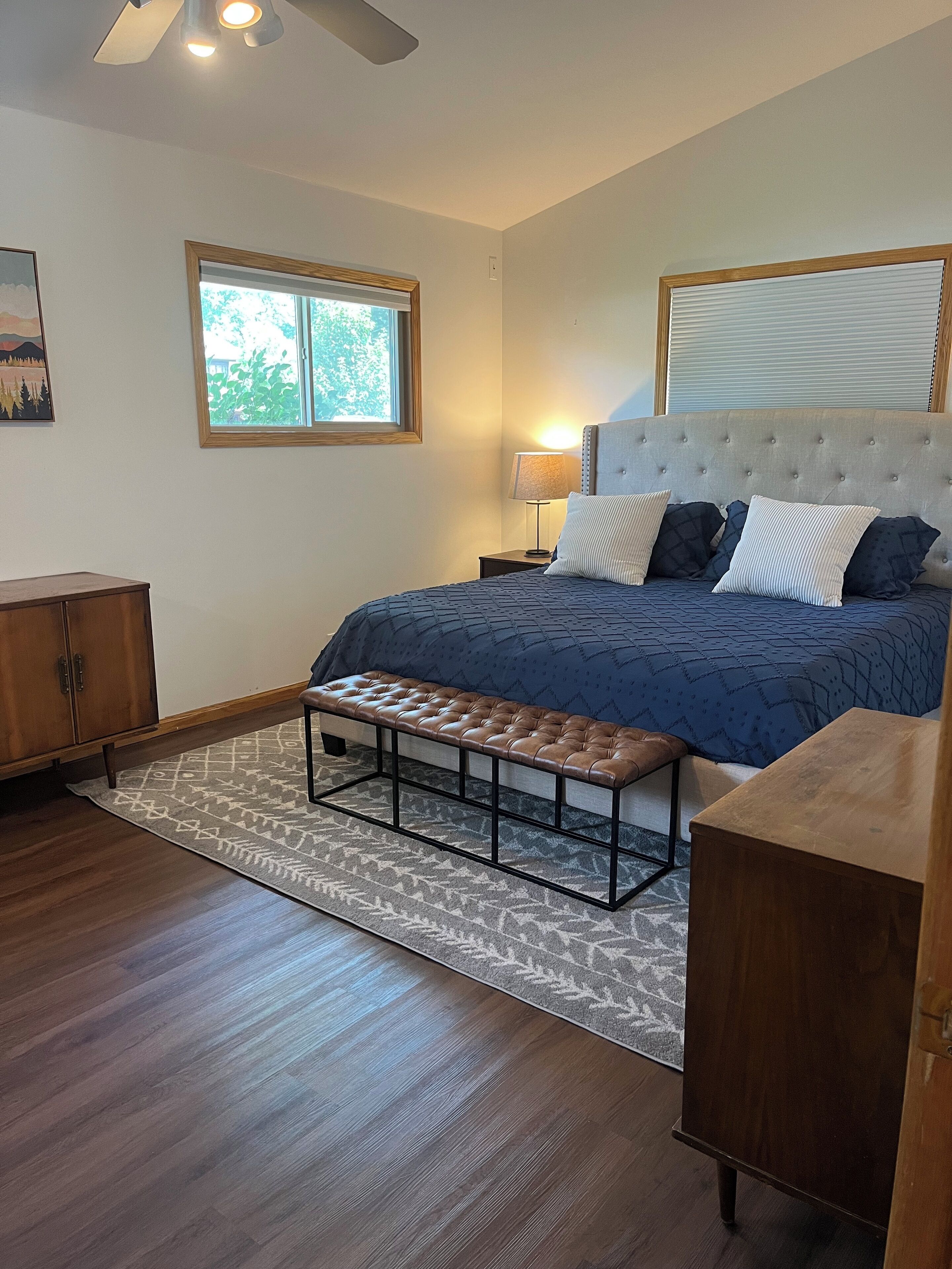 3 bedrooms, travel crib, WiFi, bed sheets