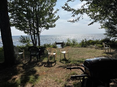 Cozy Lakeside Studio #4 Retreat on Lake Superior - Perfect for ORV!