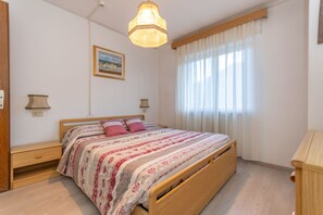 2 bedrooms, free WiFi, bed sheets