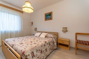 2 habitaciones, wifi gratis y ropa de cama 
