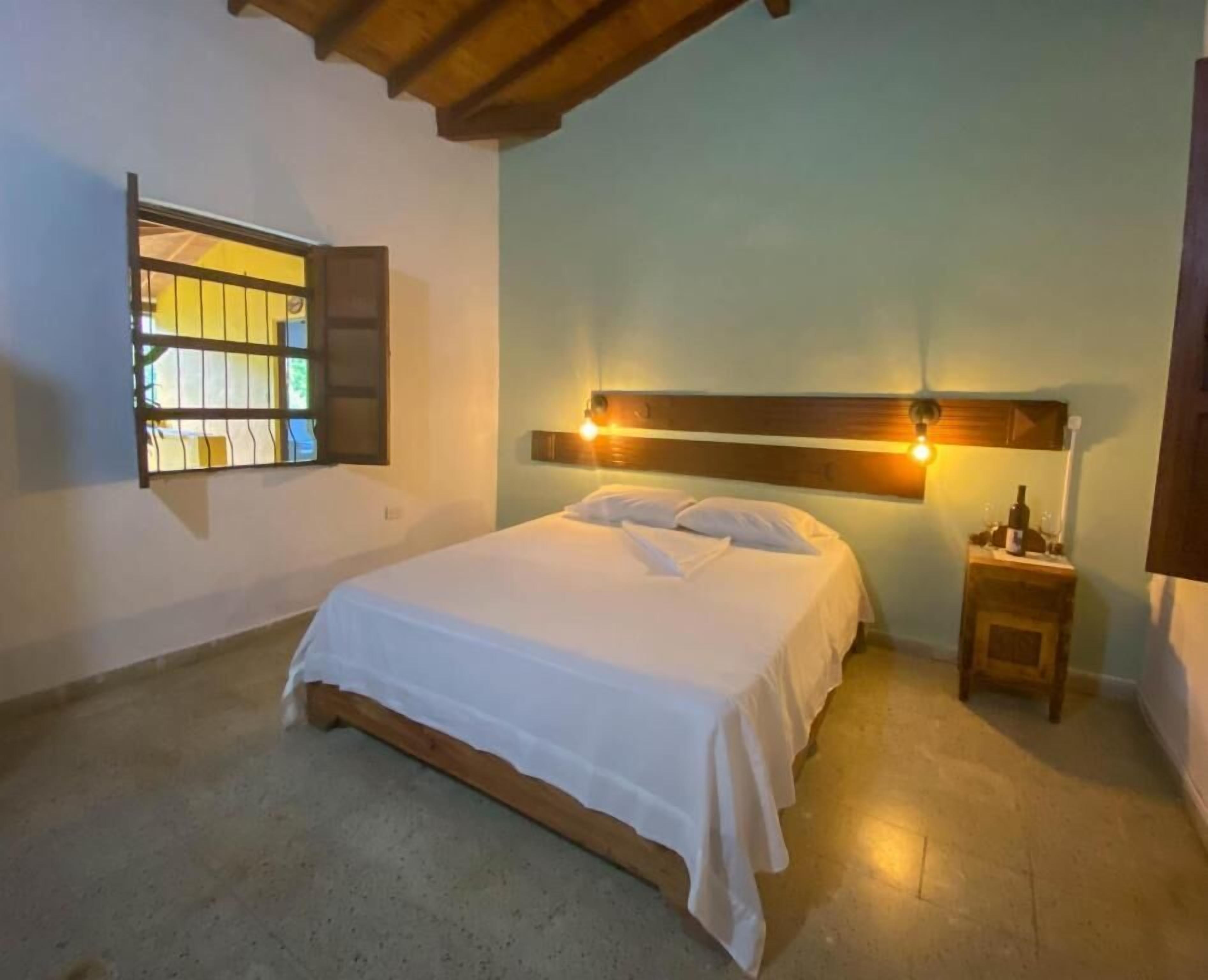 Basic Room | Free WiFi, bed sheets