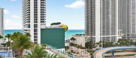 室外泳池、暖水池