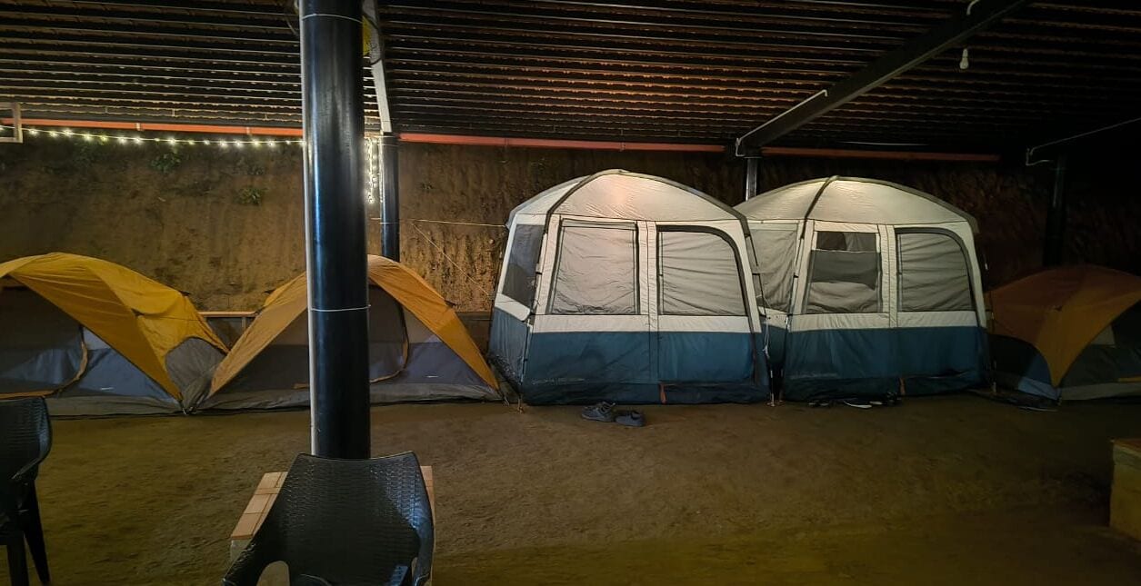 1 habitación y ropa de cama 