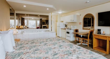 Western Budget Motel Plus Mosaic Suites