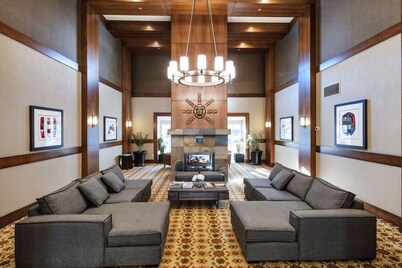 Glacier Lodge Premiere Suite