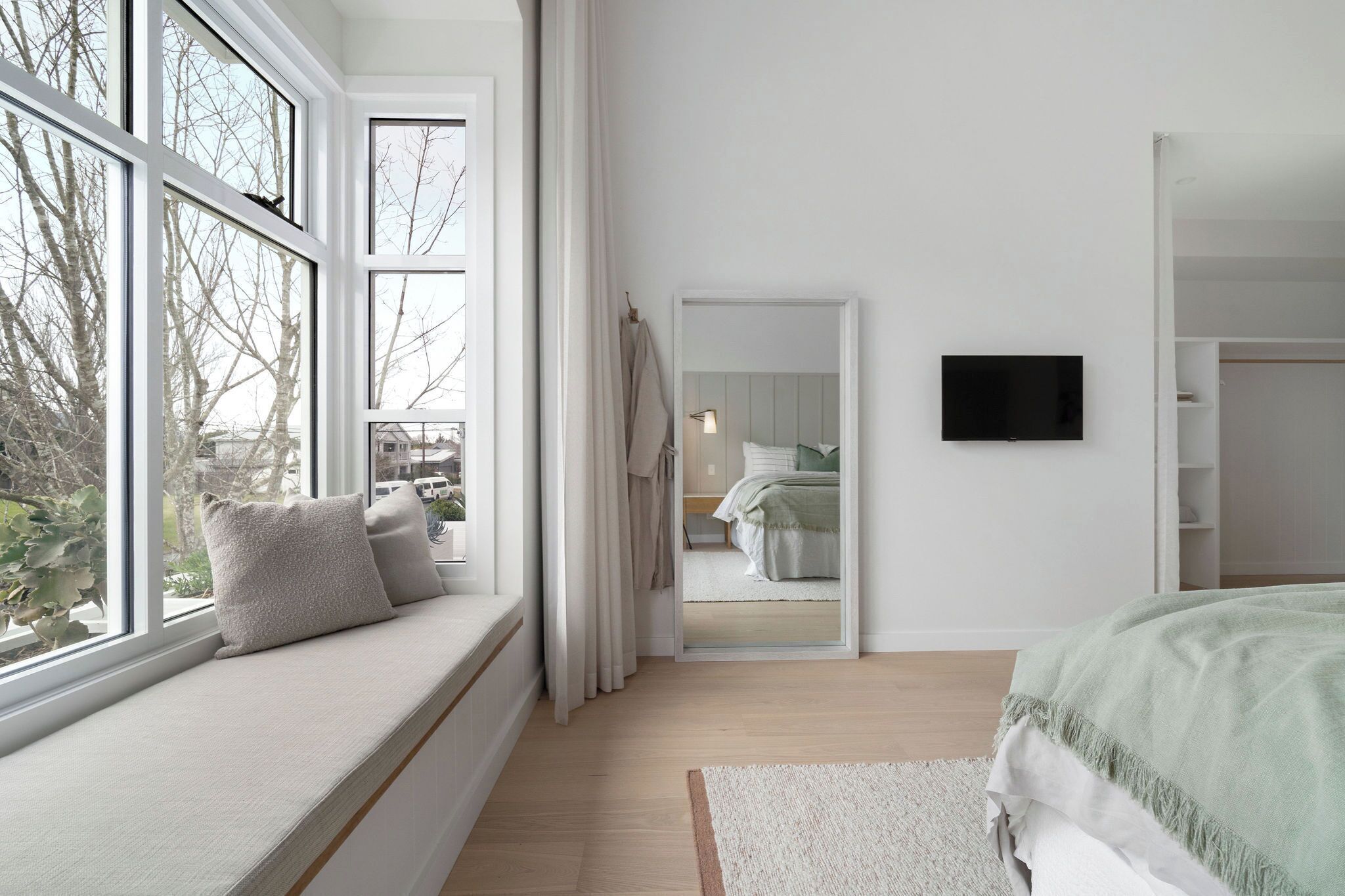 4 bedrooms, blackout drapes, iron/ironing board, WiFi (free)