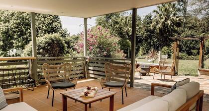 15 mins to Noosa! 3-bedroom Cottage in Noosa Hinterland + Outdoor Entertaining