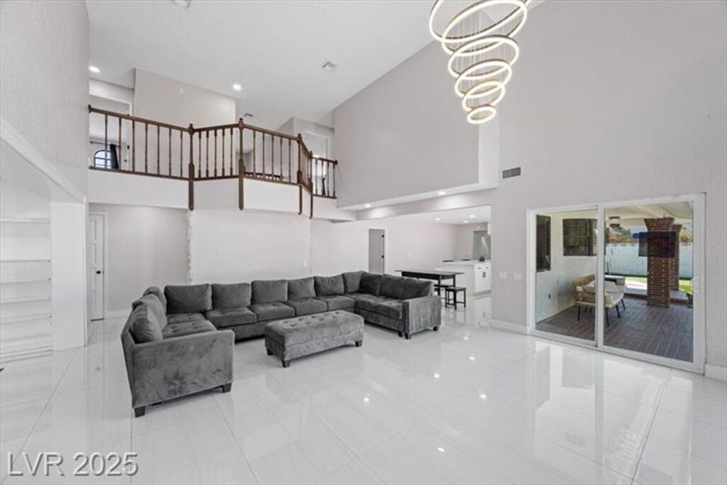 智能電視、壁爐