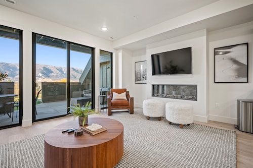 Ski & Greens Haven Pt A107|Mtn Views |Ski |Firepit