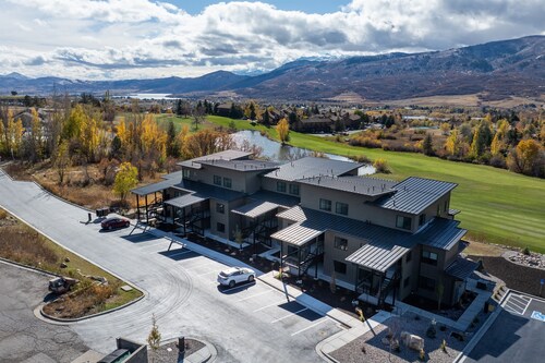 Escape to Eden PtC103|Ski Getaway|Fireplace & View