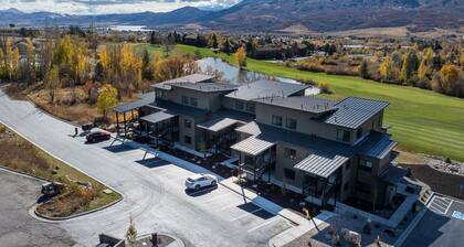 Escape to Eden PtC103|Ski Getaway|Fireplace & View