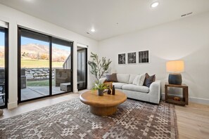 Smart-tv en een open haard