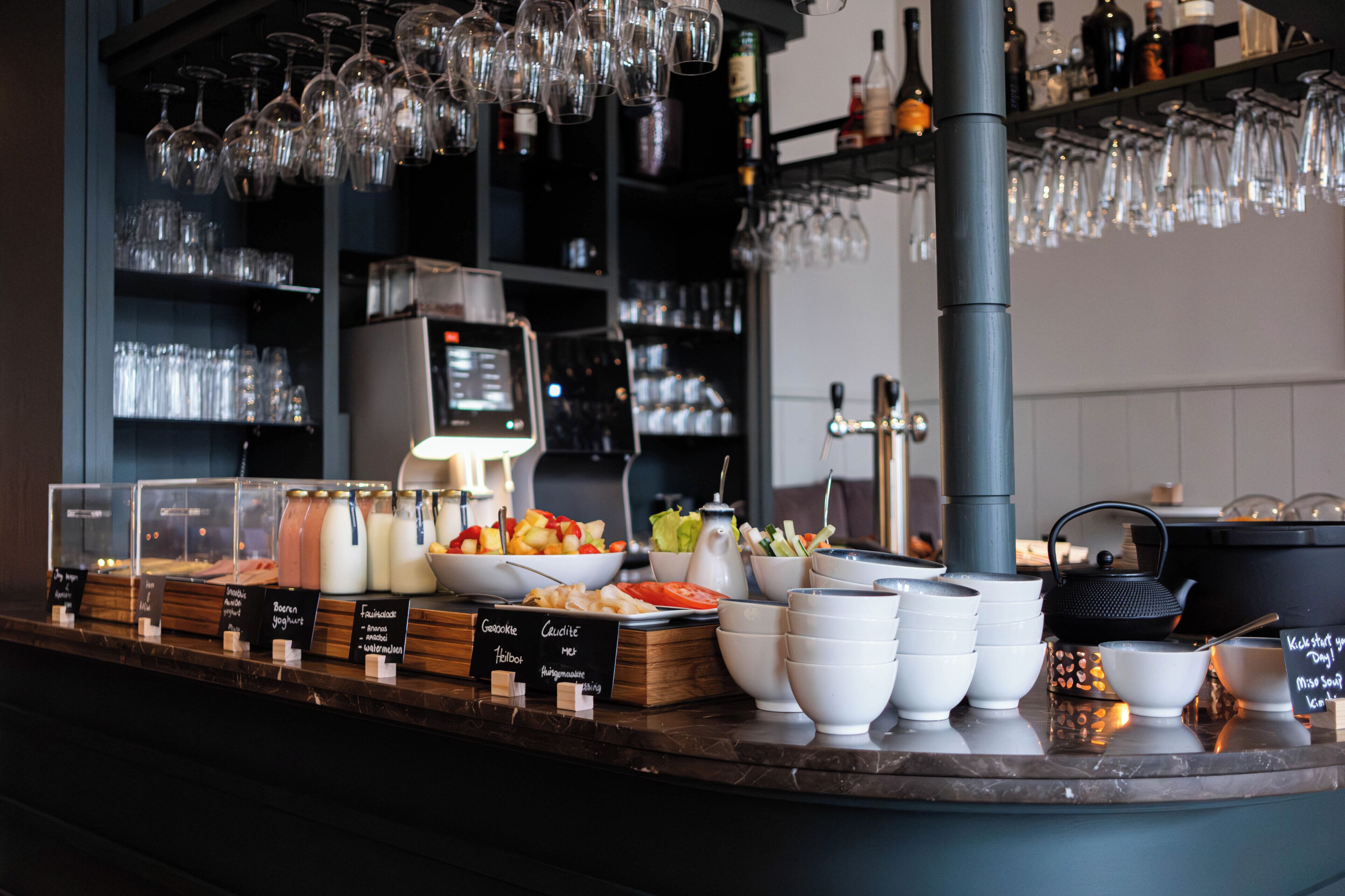 Tägliches einheimisches Frühstück (22.50 EUR pro Person)