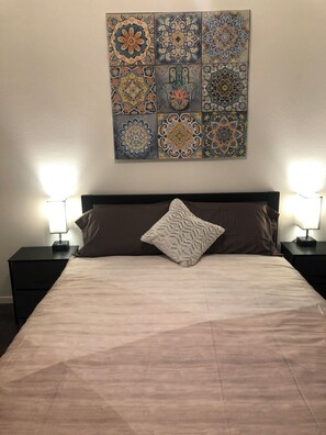 3 Schlafzimmer, Bügeleisen/Bügelbrett, Bettwäsche