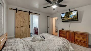 3 chambres, fer et planche Ă repasser, lit parapluie, Wi-Fi gratuit