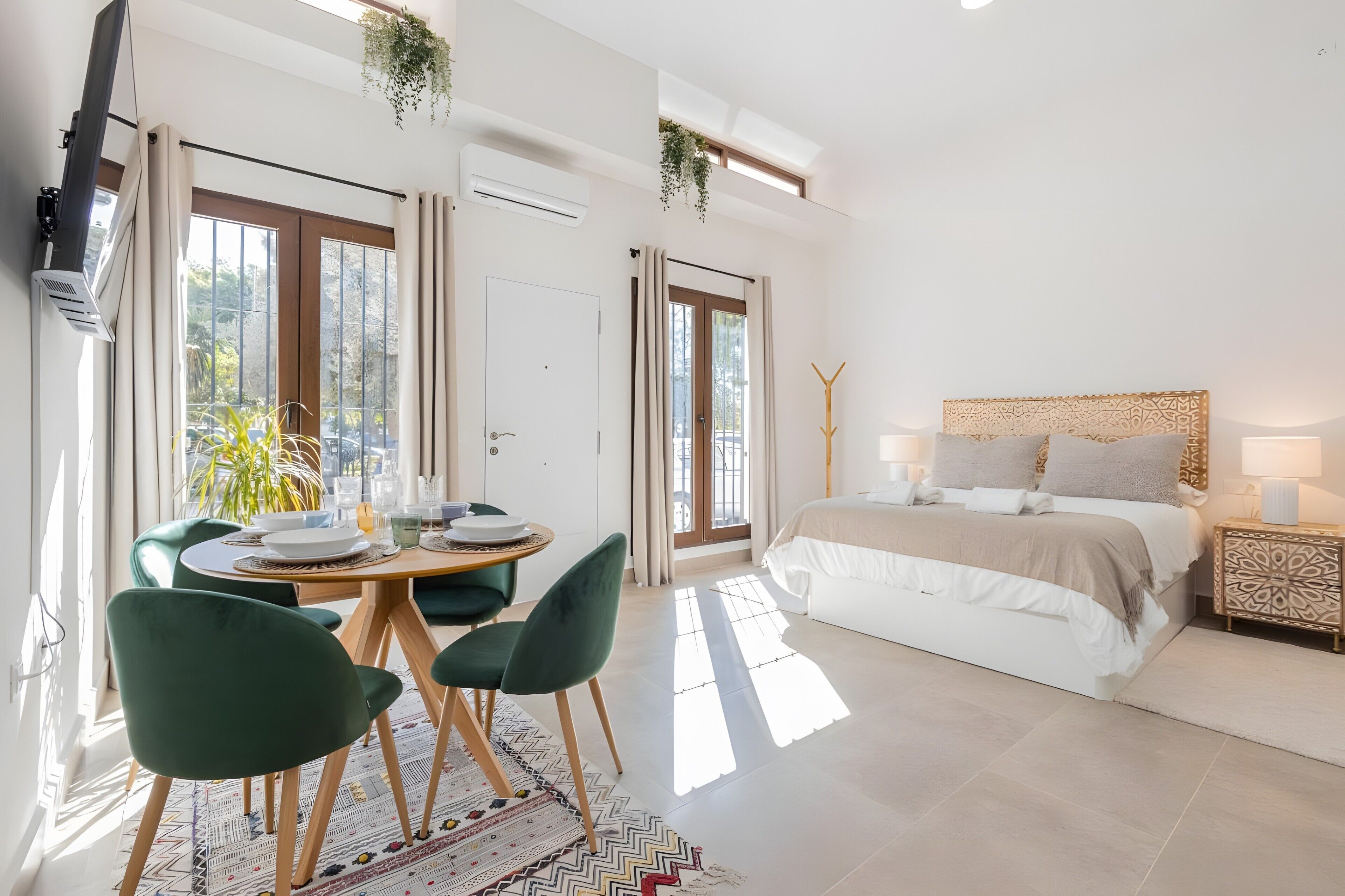 1 dormitorio, tabla de planchar con plancha, wifi gratis y ropa de cama