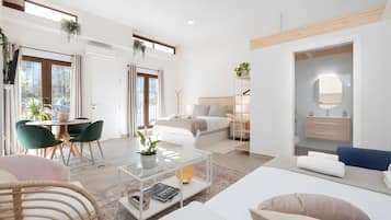 1 slaapkamer, een strijkplank/strijkijzer, gratis wifi, beddengoed