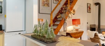 Holiday Home “La Villa” with Mountain View, Private Terrace and Wi-Fi