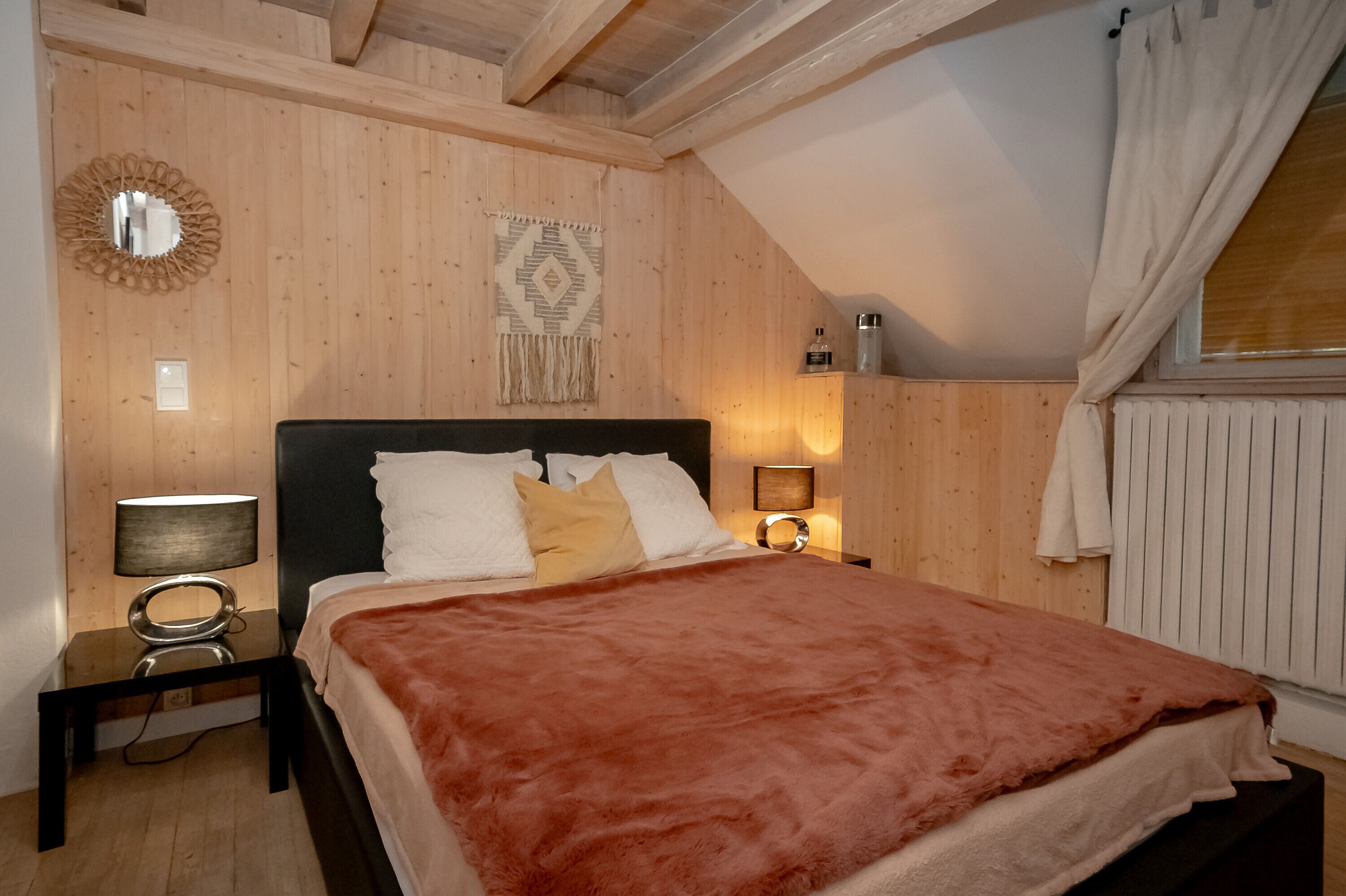 2 chambres, fer et planche à repasser, Wi-Fi gratuit