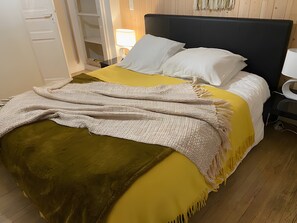 2 slaapkamers, een strijkplank/strijkijzer, gratis wifi