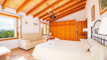 3 sovrum, strykjÀrn/strykbrÀda, gratis wi-fi och sÀngklÀder