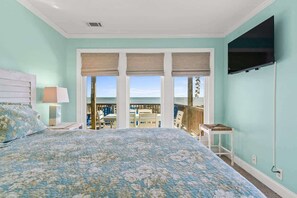 3 chambres, fer et planche à repasser, Wi-Fi gratuit, draps fournis