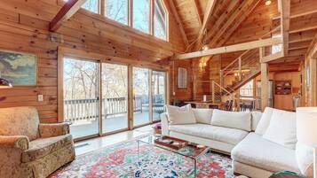 Smart TV, fireplace, video games