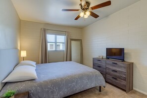 1 Schlafzimmer, Bügeleisen/Bügelbrett, Reisekinderbett, kostenloses WLAN