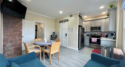 New York City Apartment Near The Free Ferry Boat in Staten Island!