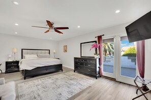 4 camere, ferro/asse da stiro, culla da viaggio, Wi-Fi gratuito