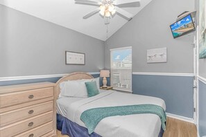 4 bedrooms, free WiFi, bed sheets
