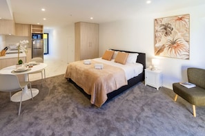 1 bedroom, desk, iron/ironing board, free WiFi