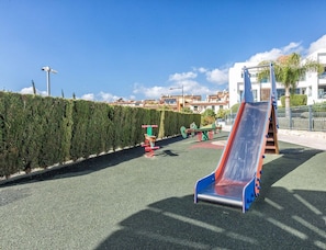 Children's area - Sublime | Terrace - pool - jacuzzi (Estepona)