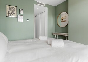 Room - Sublime | Terrace - Garden - Pool (Estepona)