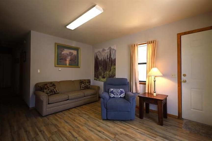 Cozy Cabin "Shady Lady" In Town-mountain Views-2 Bedroom-pet Friendly - Red River, NM