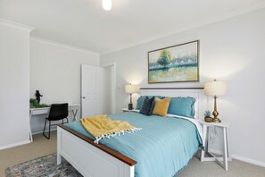 3 Schlafzimmer, Bügeleisen/Bügelbrett, WLAN, Bettwäsche