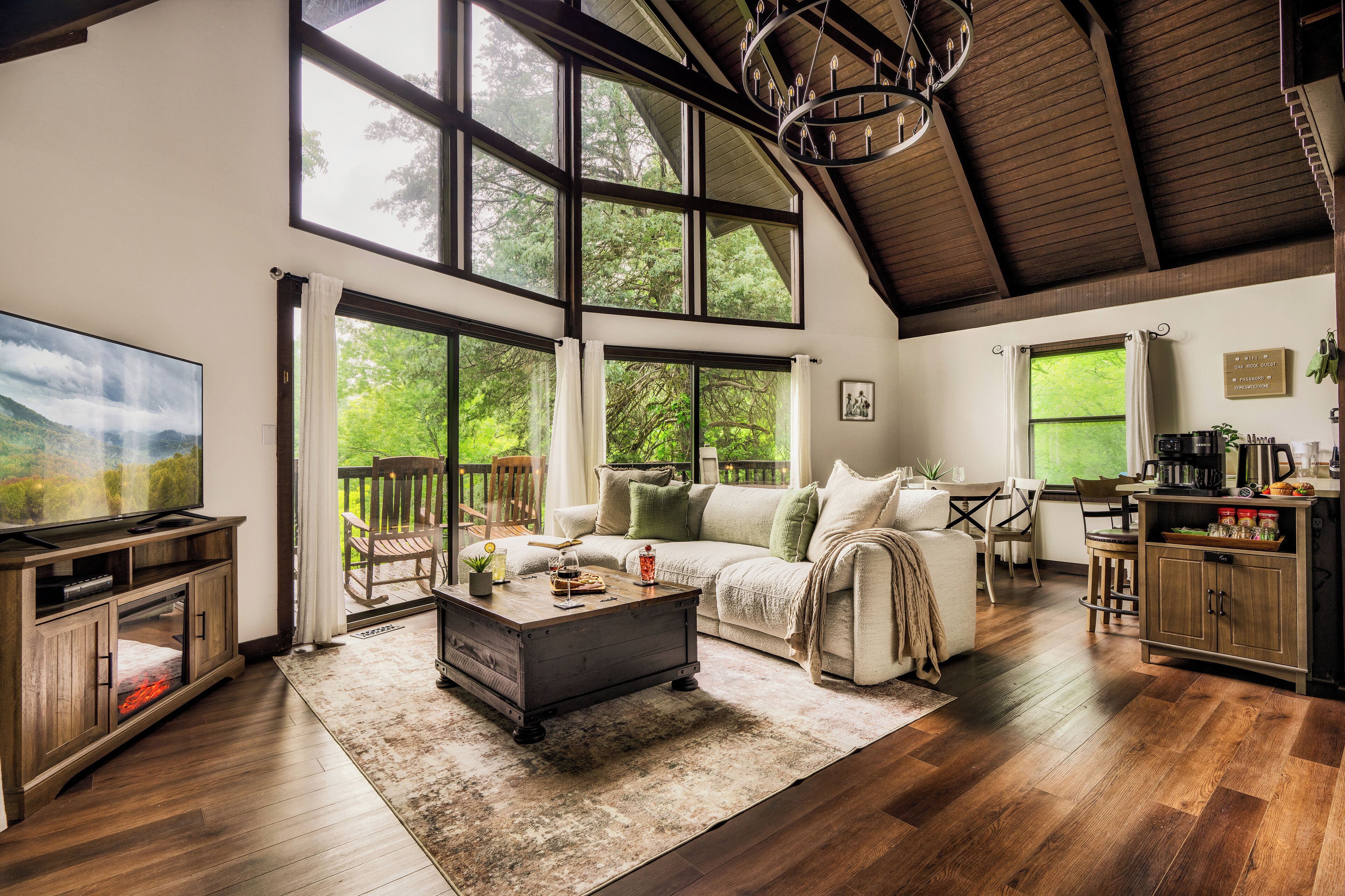 智能電視、壁爐