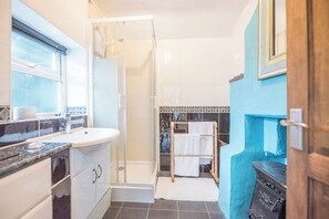 Amenidades de baño gratuitas y secadora de cabello
