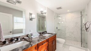 Unclassified image, 5 of 22, button - Buttercup Ct, 40 in Marco Island (Marco Island)