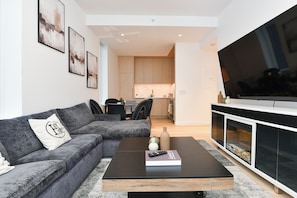 Living area - CASA SUPREME : Ultra-Luxury 4BR/3BA in Prime MIDTOWN Manhattan (New York)