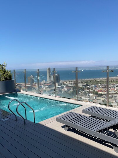Apartment with ocean view and swimming pool.