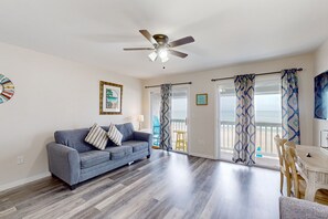 TV, DVD player - Front Beach Retreat C & D2 | Condos in Panama City Beach (Panama City Beach)